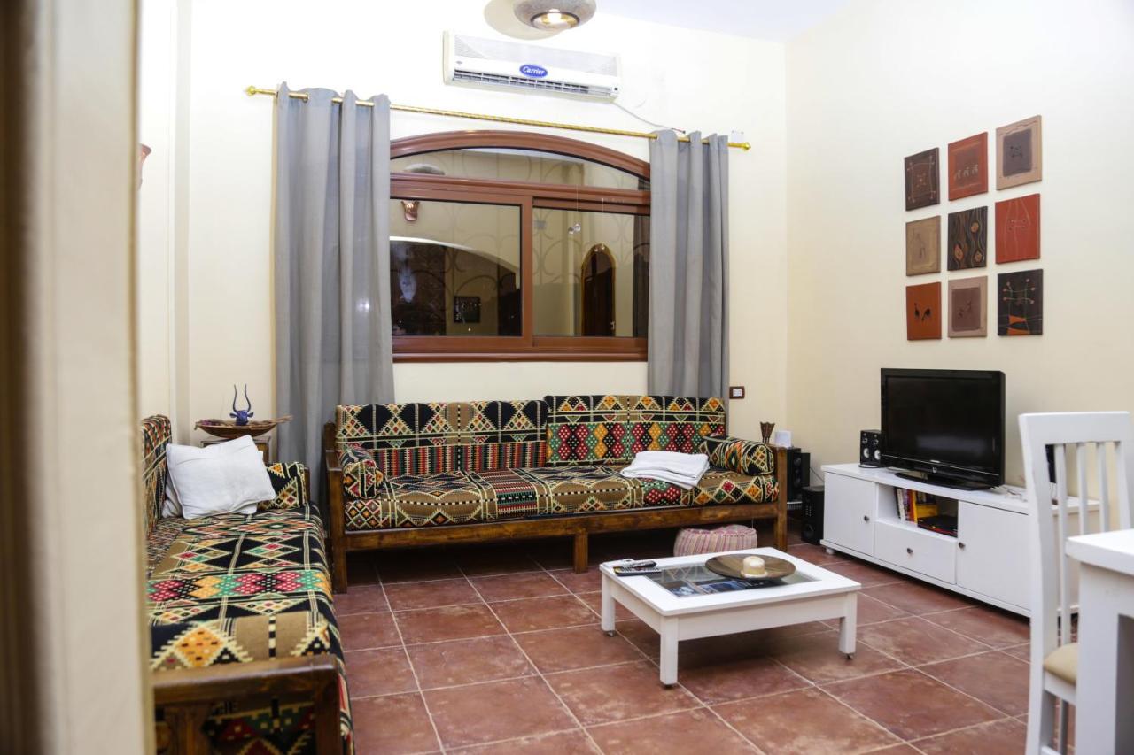 Habibi Nubian Guest House-Nubian Hospitality Aswan Exteriör bild